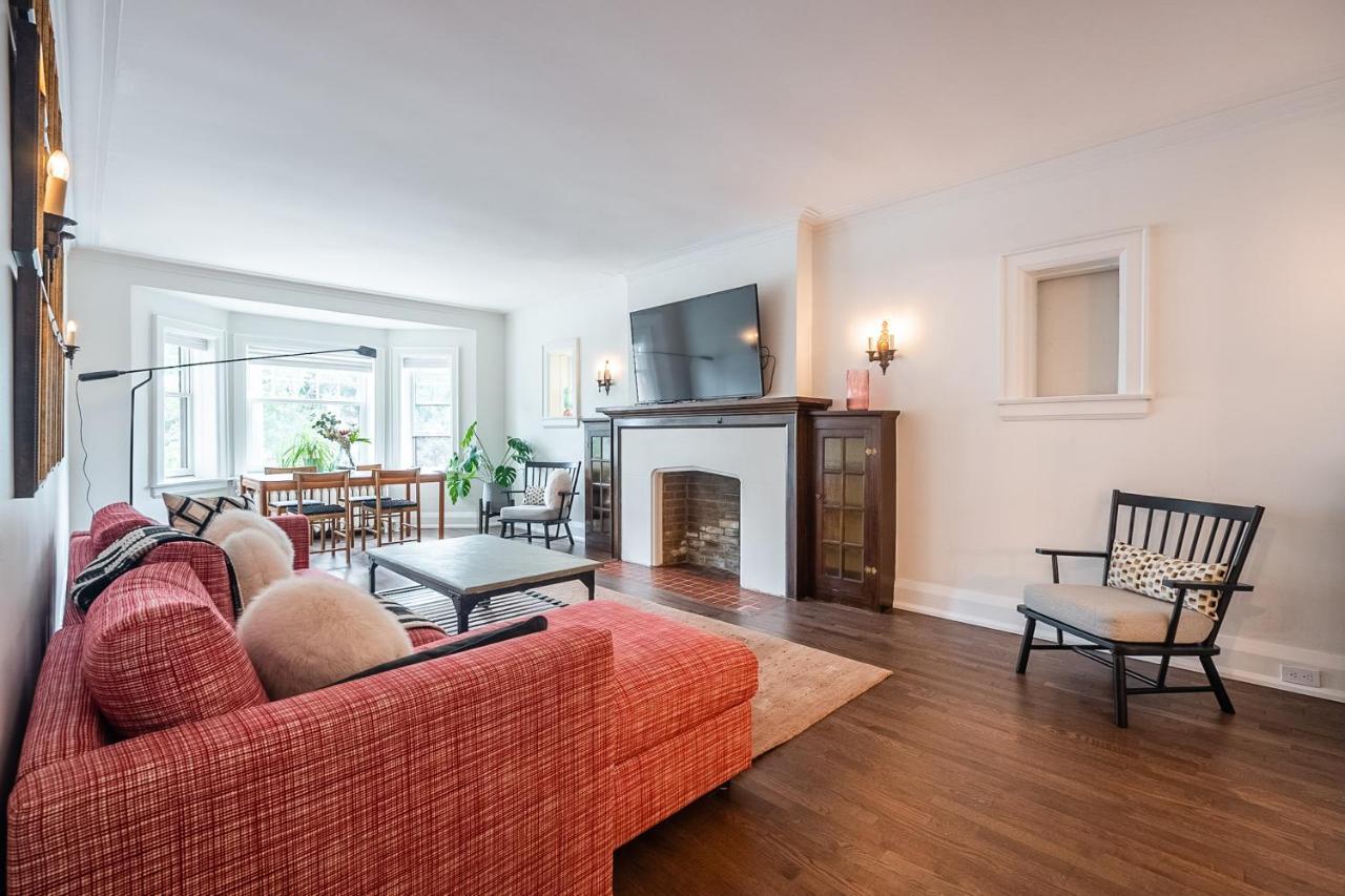 Beautiful And Spacious Luxury Home トロント エクステリア 写真
