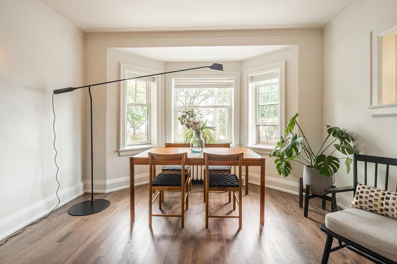 Beautiful And Spacious Luxury Home トロント エクステリア 写真