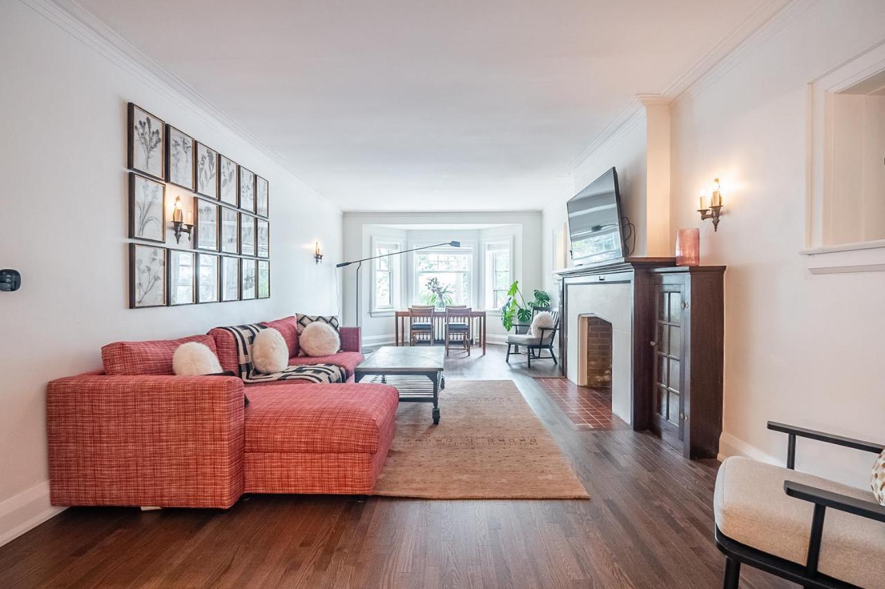 Beautiful And Spacious Luxury Home トロント エクステリア 写真