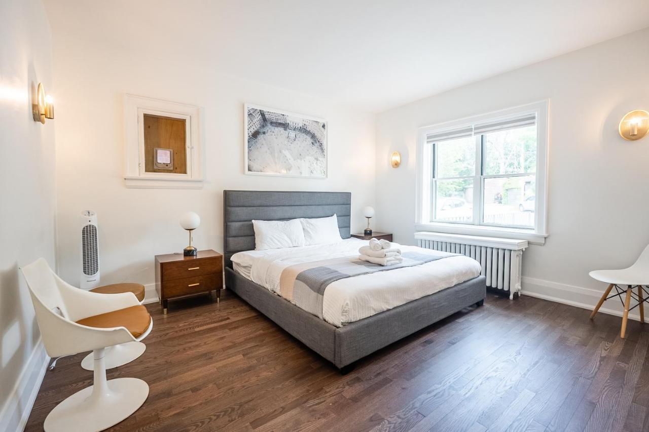 Beautiful And Spacious Luxury Home トロント エクステリア 写真