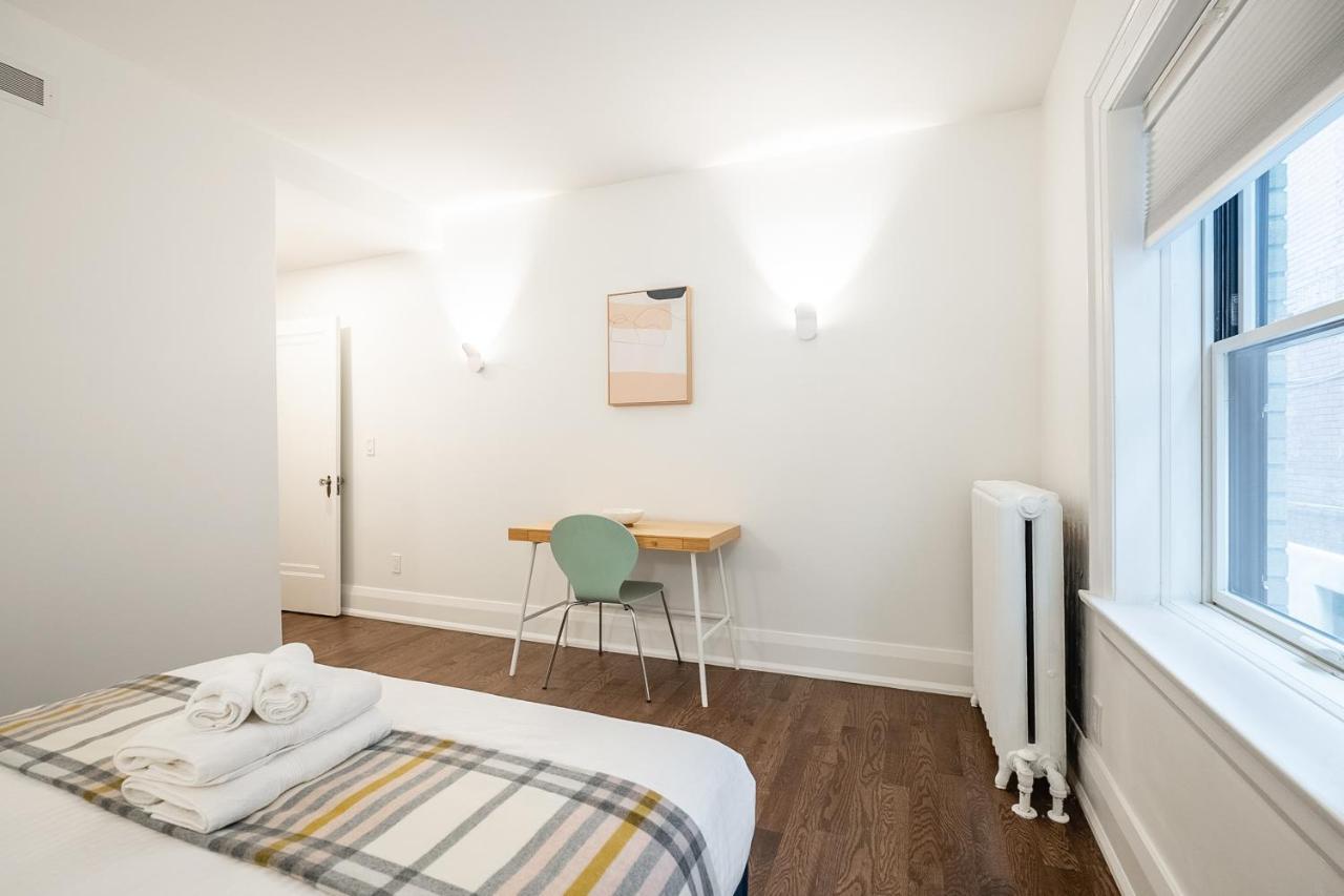 Beautiful And Spacious Luxury Home トロント エクステリア 写真